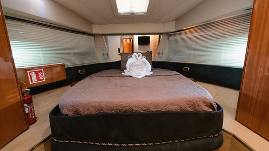 Etosha Azimut 58ft | AED1080/Hour